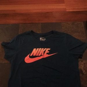 Nike t shirt